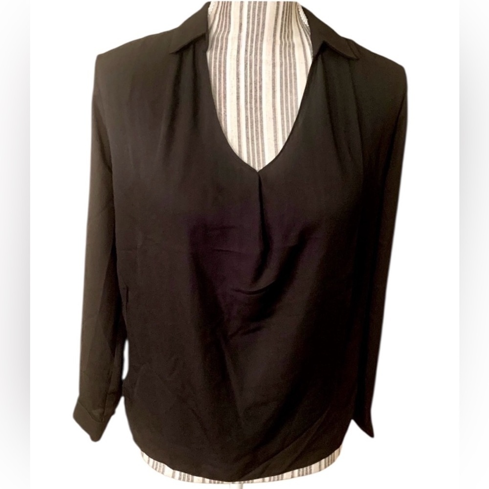 NEW TopShop Blouse 2 Black Semi Sheer V-Neck Long Sleeves Collar Button Cuffs